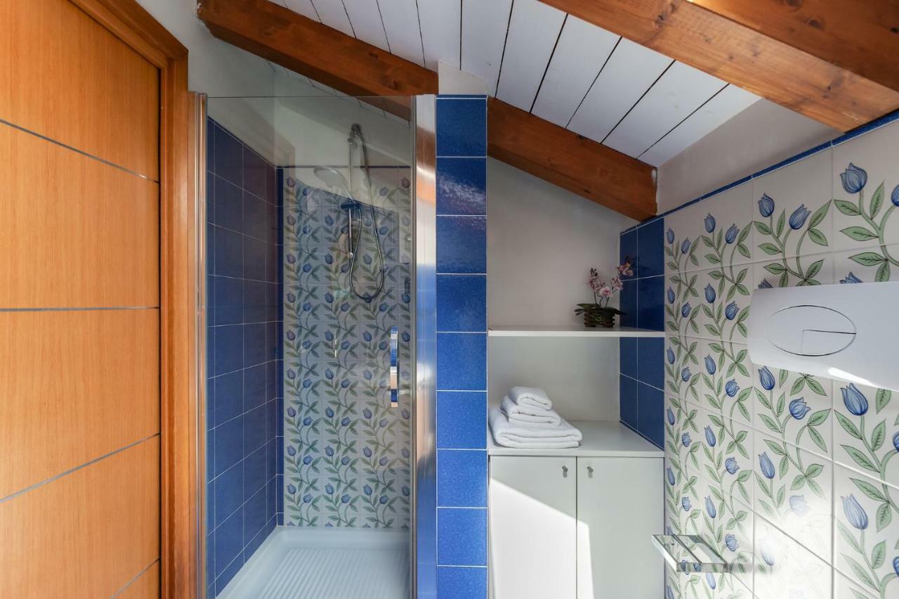 Appartamento Starhost - Casa Masu' Salerno Esterno foto