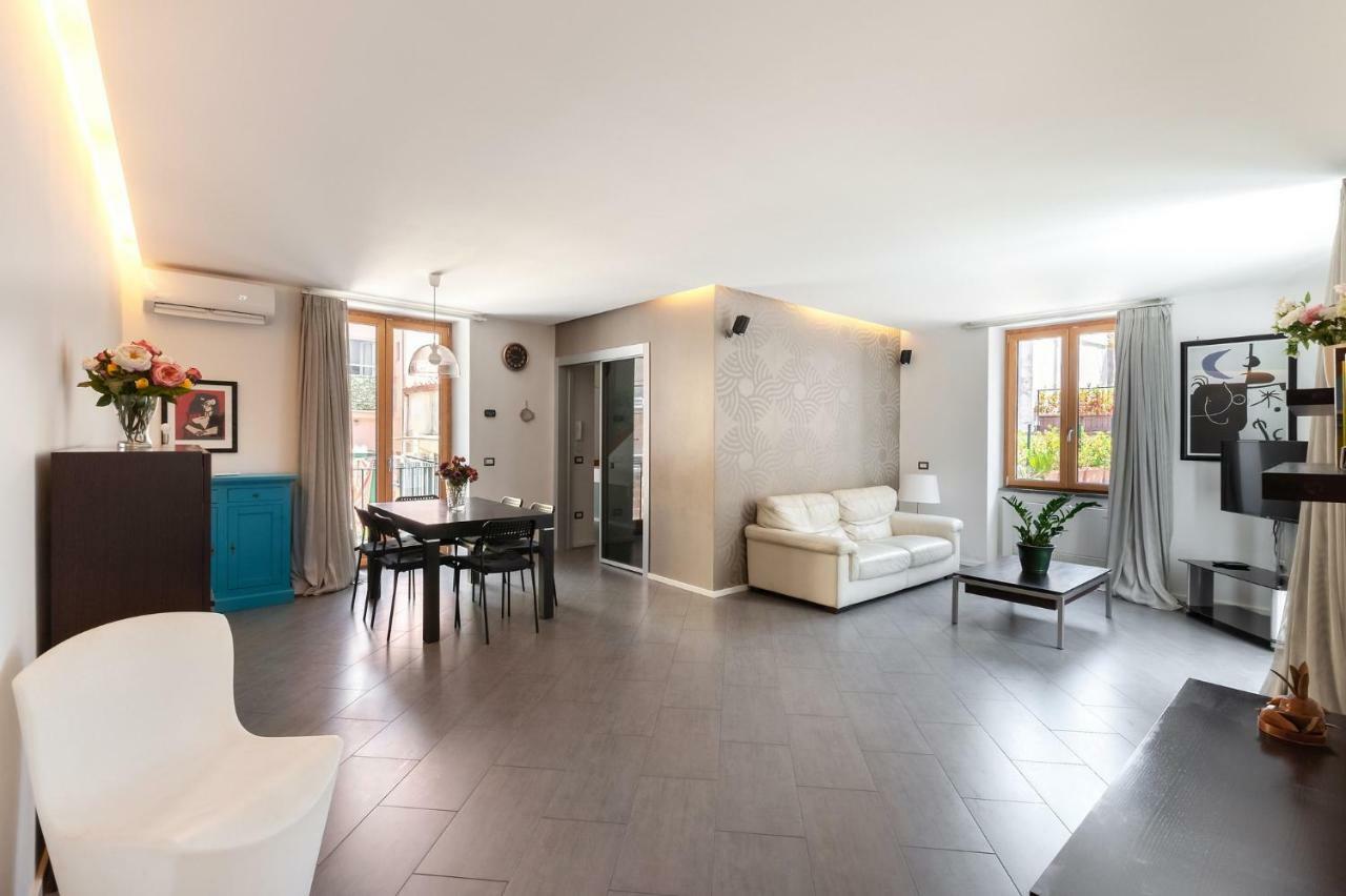Appartamento Starhost - Casa Masu' Salerno Esterno foto