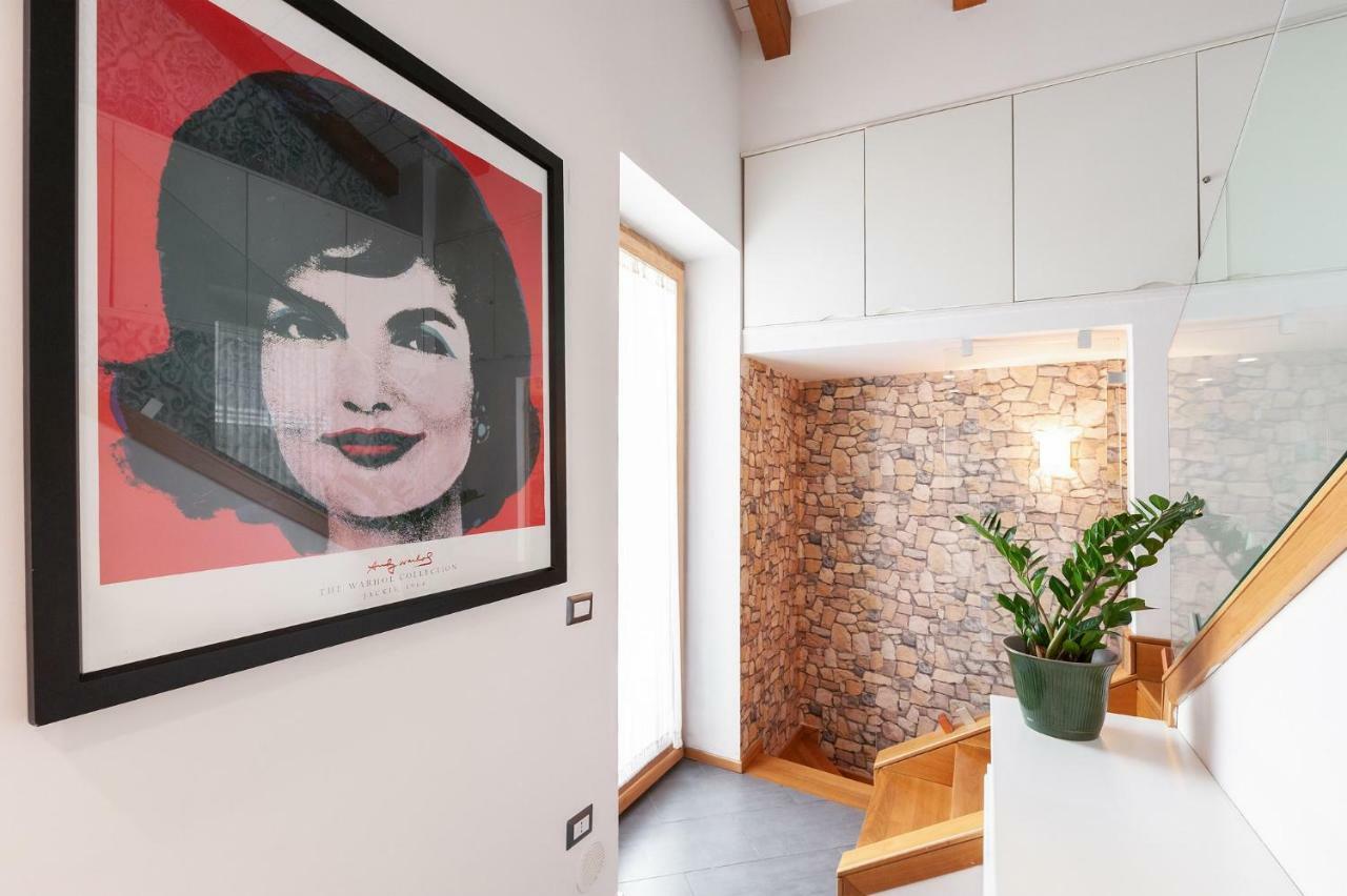 Appartamento Starhost - Casa Masu' Salerno Esterno foto